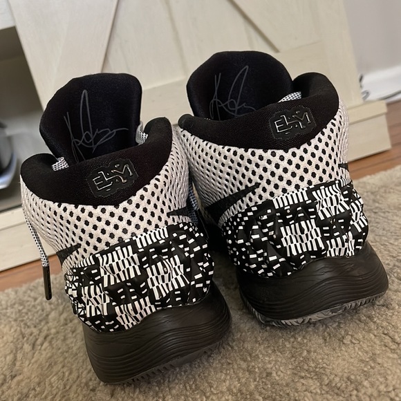 Black history month Kyrie 1’s - Picture 3 of 8